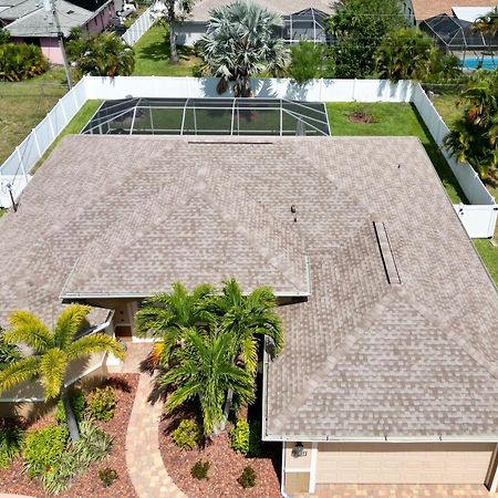 Villa Holiday Sunrise Cape Coral Exteriör bild